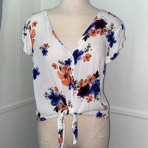 Harve Bernard Floral Sleeveless Floral Top medium tie front